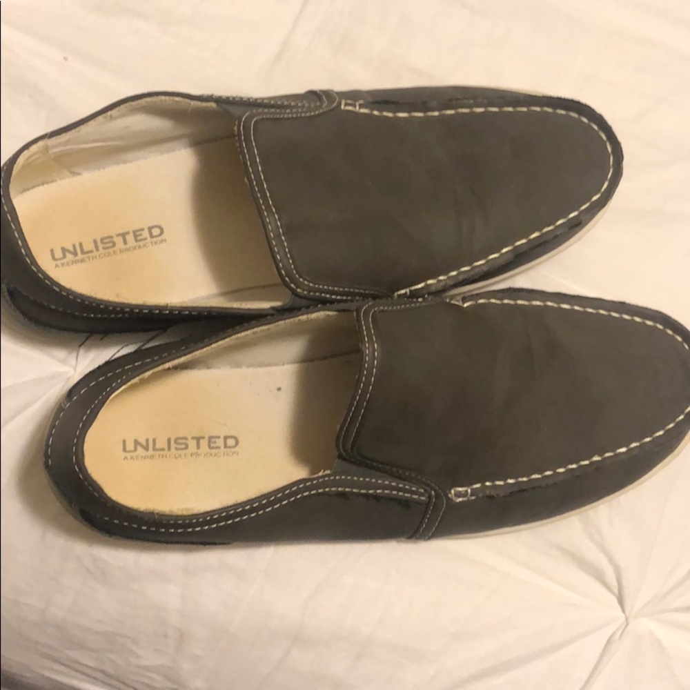 Shoes - Picture 2 of 5